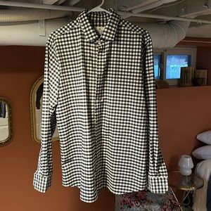 Mizzen and main button down